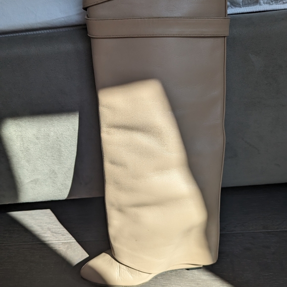 Givenchy Shark Lock Boots - Picture 4 of 7
